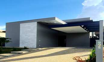 Imagem: 3 dormitórios, 3 suíte, 5 banheiro, 4