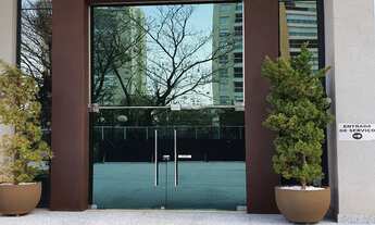 Imagem 3: 4 Suites sendo uma Master com Closet e banheiros Senhor e Senhora, Ampla Sala com 3 Ambien