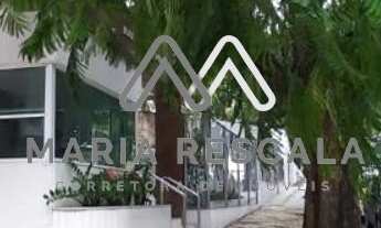 Imagem 2: APARTAMENTO NA GRAÇA São 4/4 sendo 02 suítes, dependência completa de empregada, lavabo