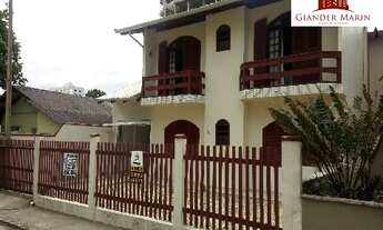 Imagem: Lindo sobrado em Navegantes, Gravata