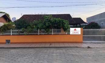 Imagem: Casa Residencial em NAVEGANTES - SC, MEIA