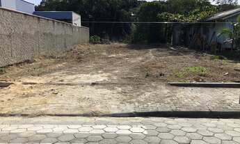 Imagem: Terreno no bairro Meia Praia
