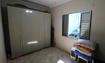 Imagem 7: Imperdível Casa de 5 Quartos com Suíte no Parque Vitória, São Paulo-SP: 300m², 3 Salas, 3