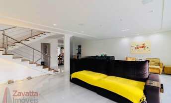 Imagem 3: Casa Espaçosa de Alto Padrão em Água Fria, São Paulo-SP: 5 Quartos, 2 Suítes, 2 Salas, 4 B