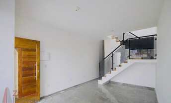 Imagem 3: Casa Espaçosa de Alto Padrão em Água Fria, São Paulo-SP: 5 Quartos, 2 Suítes, 2 Salas, 4 B