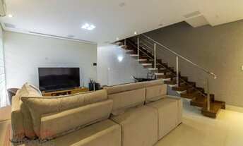 Imagem 2: Imperdível oportunidade: Casa à venda no Tatuapé, São Paulo-SP, com 4 quartos, 3 suítes e