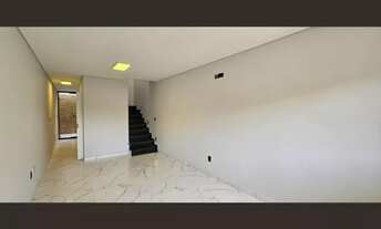 Imagem 1: Casa à venda na Vila Dom Pedro li com 130m², 3 quartos sendo 2 suítes e 1 vaga