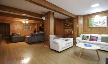 Imagem 5: Imóvel Exclusivo em Santana: Casa de Luxo com 3 Suítes e 5 Vagas de Garagem em São Paulo