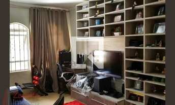 Imagem 2: Casa à venda com 130m², 3 quartos e 2 vagas