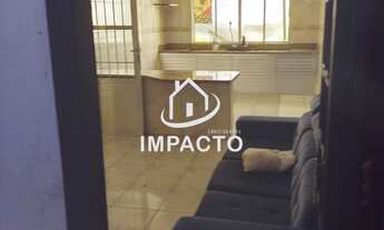 Imagem 2: Sobrado com 4 casas e 1 kitnet à venda