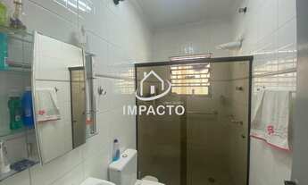 Imagem 6: Casa com 2 dormitórios, 2 vagas e 1 edícula