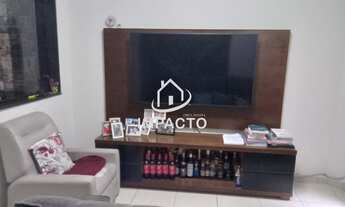 Imagem 4: Sobrado com 6 dormitórios sendo 1 suíte com closet, churrasqueira e 2 vagas de garagem à v