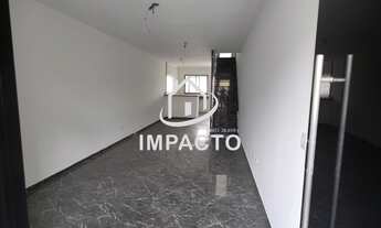 Imagem 3: Sobrado novo com 3 dormitórios sendo 2 suítes, 4 vagas e área gourmet com churrasqueira