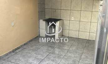 Imagem 5: Terreno com 3 casas e 1 salão comercial à venda