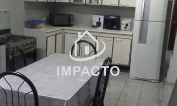 Imagem 5: Sobrado com 2 casas, cada uma contendo 2 quartos à venda