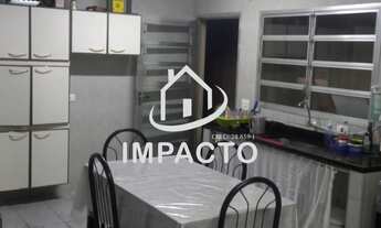 Imagem 6: Sobrado com 2 casas, cada uma contendo 2 quartos à venda