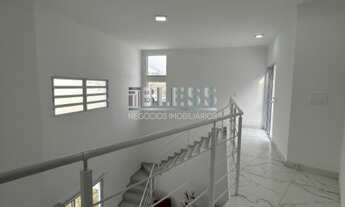 Imagem 2: Excelente Sobrado a Venda no Condomínio Residencial dos Ipes no Bairro Engordadouro em Jun