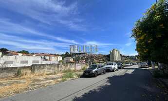 Imagem: TERRENO À VENDA PARA USO RESIDENCIAL NO
