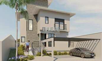 Imagem: Sobrado à Venda no Condomínio Chacur em