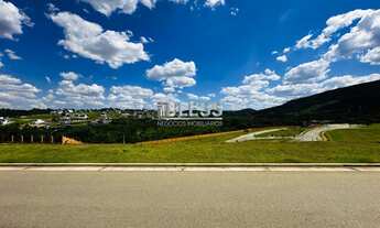 Imagem 2: Lindo terreno á venda no Condomínio Alphaville II Jundiaí