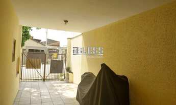 Imagem: Casa com 4 Quartos e 2 banheiros à Venda