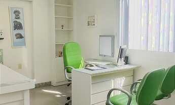 Imagem 6: Excelente salas no centro do Imbuí, com localização privilegiada. Clínica médica montada !