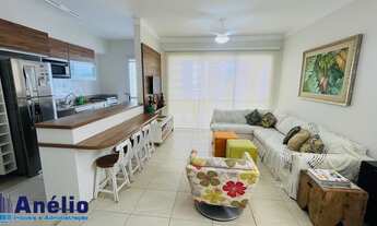 Imagem: Apartamento com vista parcial para o mar