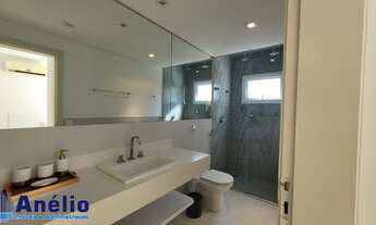 Imagem 6: Casa frente praça a venda no Jardim Acapulco em Guarujá-SP. R$ 3.500.000,00