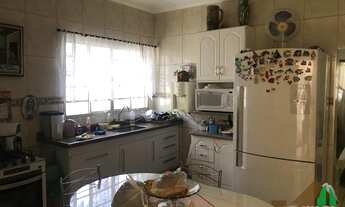 Imagem 2: 4 dormitórios na Rua 18 Com Avenida 15 E 17