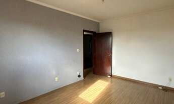 Imagem 2: 3 dormitórios na Avenida 15 Jp