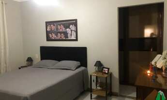 Imagem 4: 2 dormitórios, 1 suítes, 2 banheiro, 2 vagas na garagem, 160M² de Área Construída