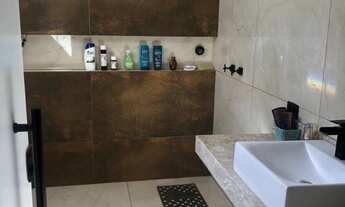 Imagem 5: 2 dormitórios, 1 suítes, 2 banheiro, 2 vagas na garagem, 160M² de Área Construída