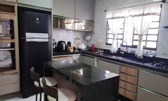 Imagem 4: 4 dormitórios na Rua 24