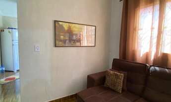 Imagem 2: 2 dormitórios, 1 banheiros, 1 vaga na garagem, 42M² de Área Construída