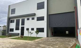 Imagem: 8 vagas na garagem na Avenida Brasil