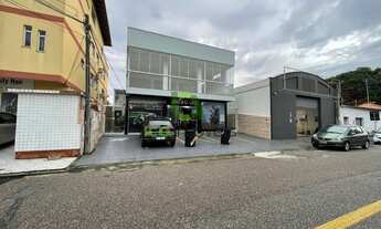 Imagem: Prédio comercial em Barreiros com 4 salas