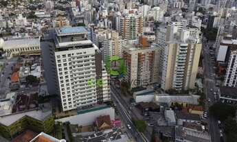 Imagem 1: Studio à venda no Centro de Florianópolis: 1 suíte, sala, 1 vaga de garagem, 60m². Localiz