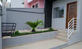 Imagem: Sobrado com 2 suítes, 01 lavado, sala