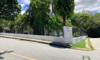 Imagem 2: Terreno de Esquina para venda com 1.336m², Casa de Alvenaria e Muito Verde Uma Oportunida