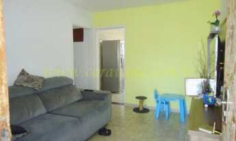 Imagem 2: CASA COM QUINTAL GRANDE !