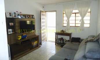 Imagem: CASA COM QUINTAL GRANDE !