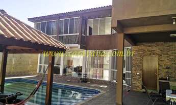 Imagem 3: Proximo ao Castelinho da Pamonha, bairro com casas alto padrão