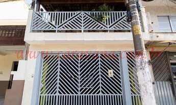 Imagem: RUA DE GRANDE COMÉRCIO! MUITO MOVIMENTO!