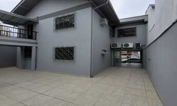 Imagem 3: Casa ou COMERCIAL PRÓPRIO PARA CLINICA NO CENTRO DE BALNEÁRIO CAMBORIÚ. estuda permuta