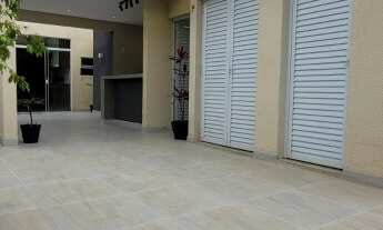 Imagem 3: Esta incrível residência está disponível por um preço imperdível de R$ 1.800.000,00