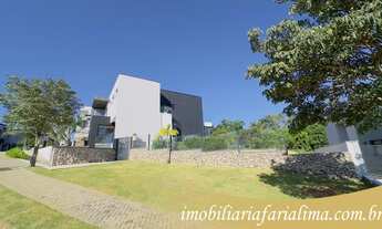 Imagem 3: Venha se encantar com essa deslumbrante casa de alto padrão, disponível por apenas R$4.700