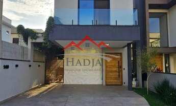 Imagem 3: Casa em Condomínio à Venda em Jundiaí-SP - 3 Quartos, 1 Suíte, 2 Salas, 3 Banheiros, 2 Vag