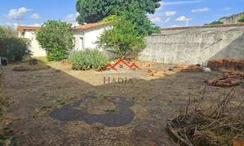 Imagem 6: Casa Térrea com Amplo Terreno e ótima localização à Venda no Jardim Chapadão