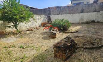 Imagem 7: Casa Térrea com Amplo Terreno e ótima localização à Venda no Jardim Chapadão