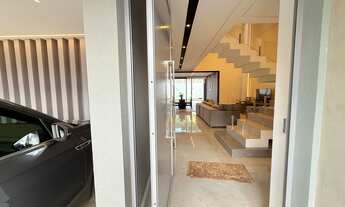 Imagem 3: Casa com 3 suítes a Venda no Condomínio Brisas Jundiaí, bairro Jardim Samambaia Em Jundiaí